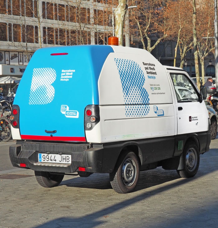 foto vehiculo limpieza amb coche electrico